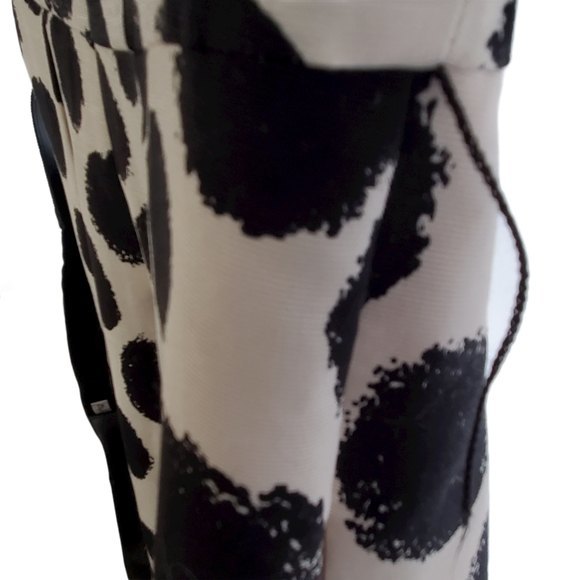 Eliza J Polka Dot Dress  Scoop Neck Pockets Side Zip Size 2P - Picture 4 of 16